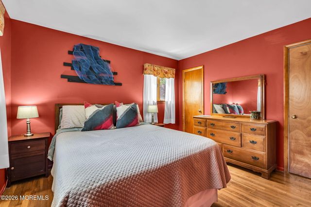 26 Allen Drive, Allentown, NJ 08501