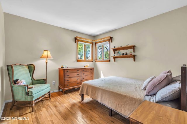 26 Allen Drive, Allentown, NJ 08501