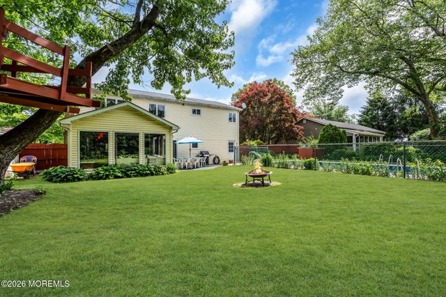 26 Allen Drive, Allentown, NJ 08501