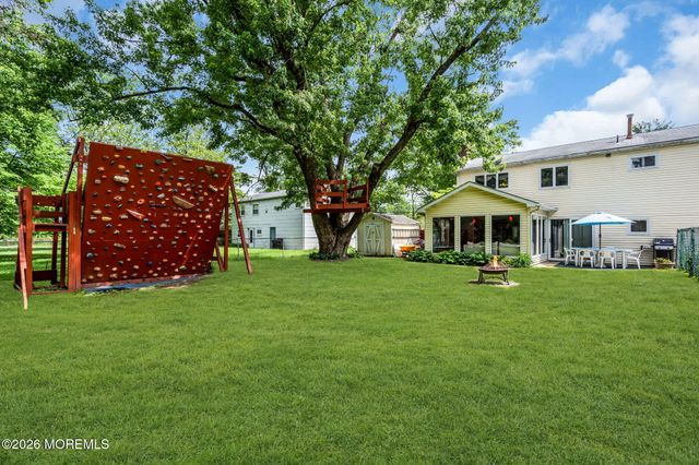 26 Allen Drive, Allentown, NJ 08501