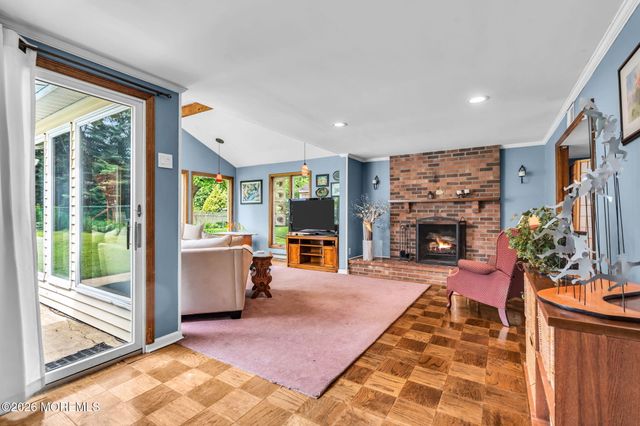 26 Allen Drive, Allentown, NJ 08501