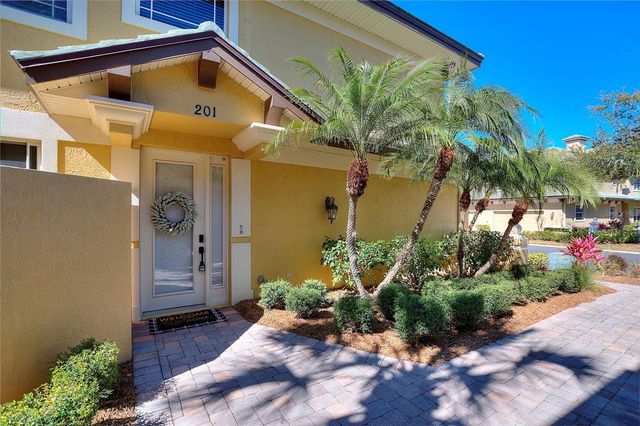 6508 MOORINGS POINT CIRCLE 201, Lakewood Ranch, FL 34202