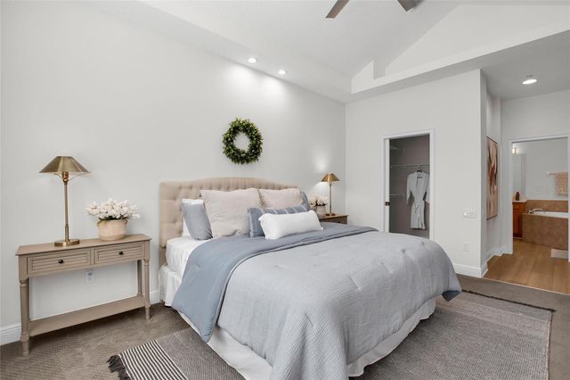 6508 MOORINGS POINT CIRCLE 201, Lakewood Ranch, FL 34202