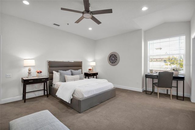 6508 MOORINGS POINT CIRCLE 201, Lakewood Ranch, FL 34202