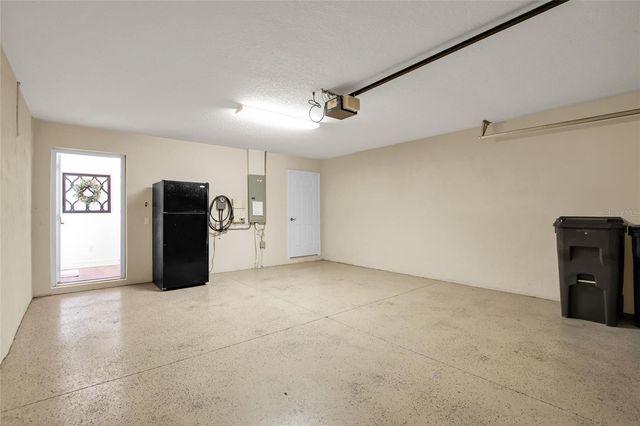 6508 MOORINGS POINT CIRCLE 201, Lakewood Ranch, FL 34202