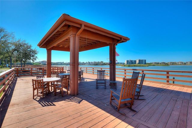 6508 MOORINGS POINT CIRCLE 201, Lakewood Ranch, FL 34202