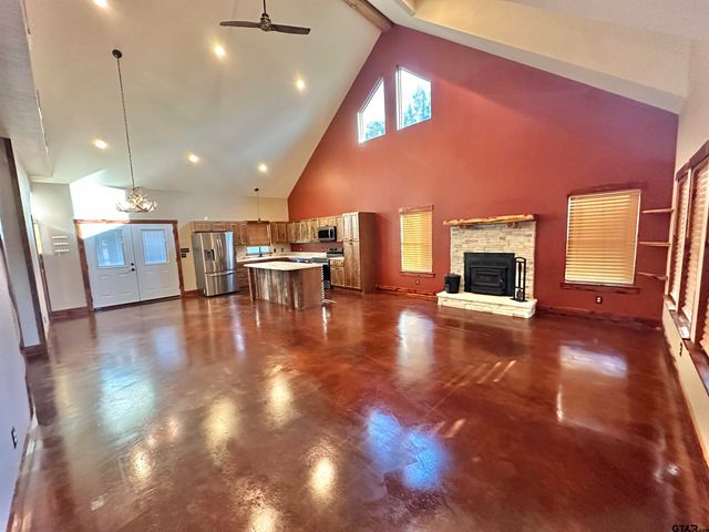 827 CR 3808, Bullard, TX 75757