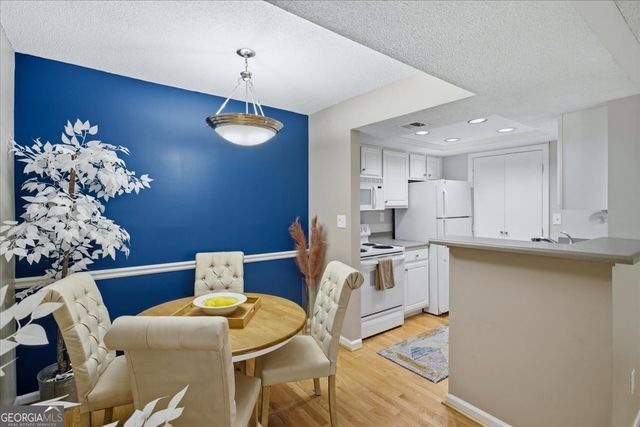 3069 Chastain Park Court NE, Atlanta, GA 30342