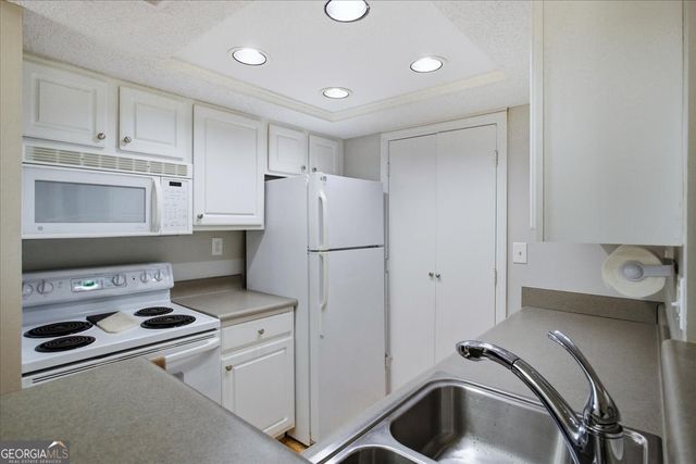 3069 Chastain Park Court NE, Atlanta, GA 30342