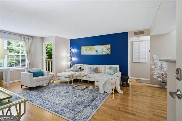 3069 Chastain Park Court NE, Atlanta, GA 30342
