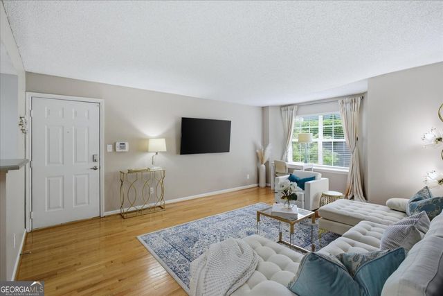 3069 Chastain Park Court NE, Atlanta, GA 30342