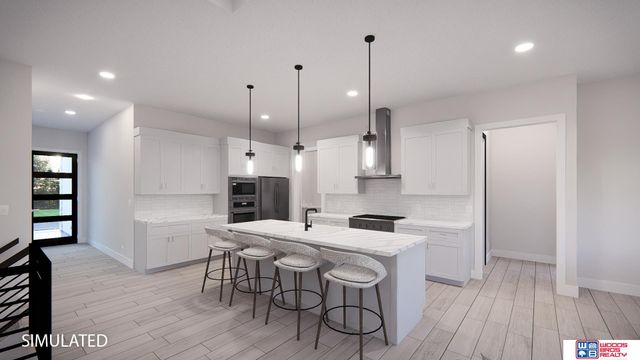 8008 S 43rd Street, Lincoln, NE 68516