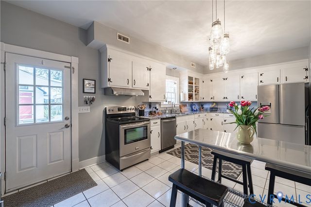 517 N 24th St, Richmond, VA 23223