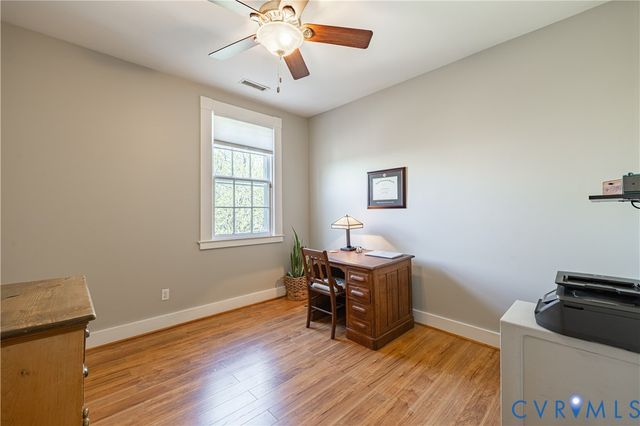 517 N 24th St, Richmond, VA 23223