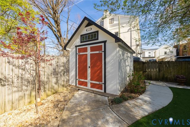 517 N 24th St, Richmond, VA 23223