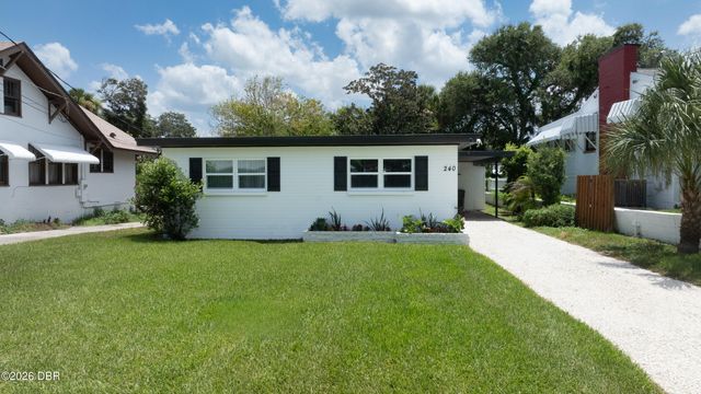 240 Hartford Avenue, Daytona Beach, FL 32118