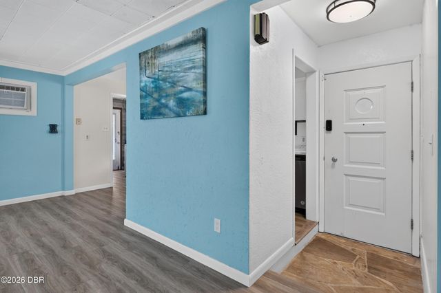 240 Hartford Avenue, Daytona Beach, FL 32118
