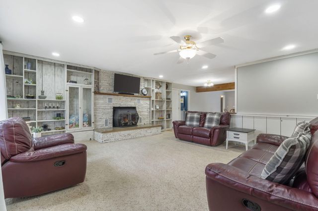 213 Webb Road, Branson West, MO 65737