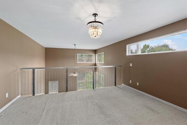 3983 PENNSYLVANIA Avenue, Kansas City, MO 64111