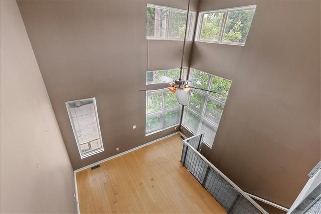 3983 PENNSYLVANIA Avenue, Kansas City, MO 64111