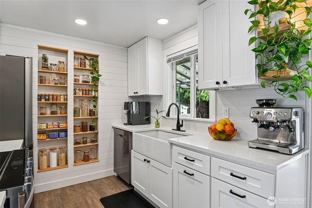 332 S 314th Place, Federal Way, WA 98003