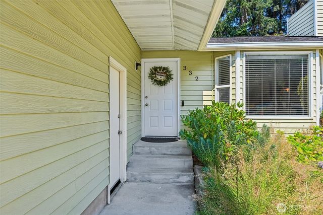 332 S 314th Place, Federal Way, WA 98003