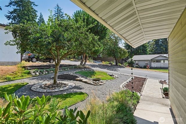 332 S 314th Place, Federal Way, WA 98003