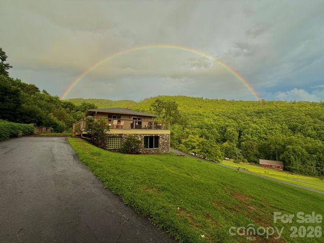250 Lynn Cove Road, Asheville, NC 28804