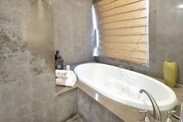 3800 N Ocean Drive 505, Singer Island, FL 33404