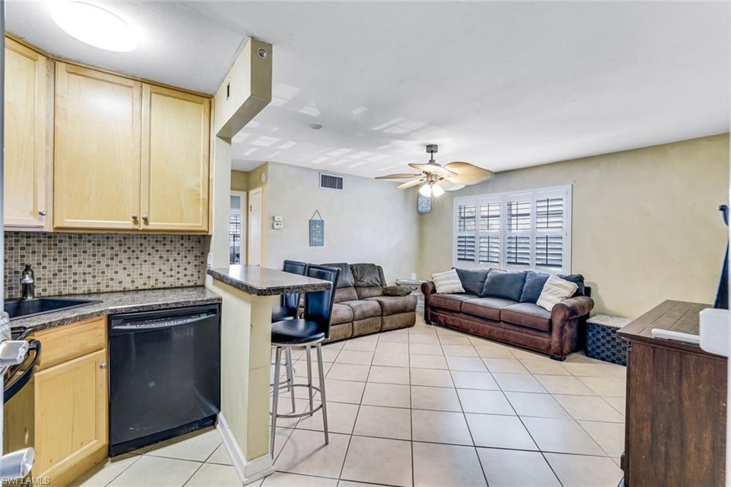 457 Tallwood ST 406, MARCO ISLAND, FL 34145 — photo 5