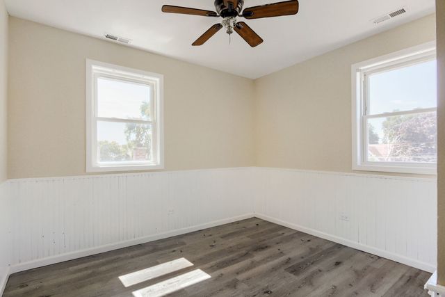 11012 S Springfield Avenue, Chicago, IL 60655