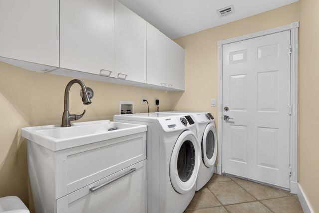 1724 Annandale Circle, Royal Palm Beach, FL 33411