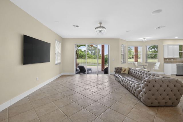 1724 Annandale Circle, Royal Palm Beach, FL 33411