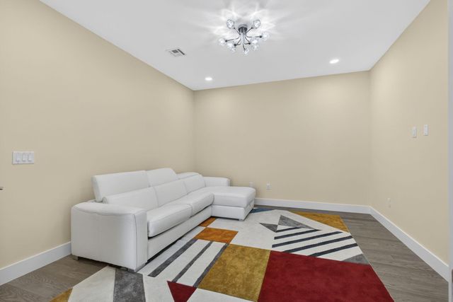 1724 Annandale Circle, Royal Palm Beach, FL 33411