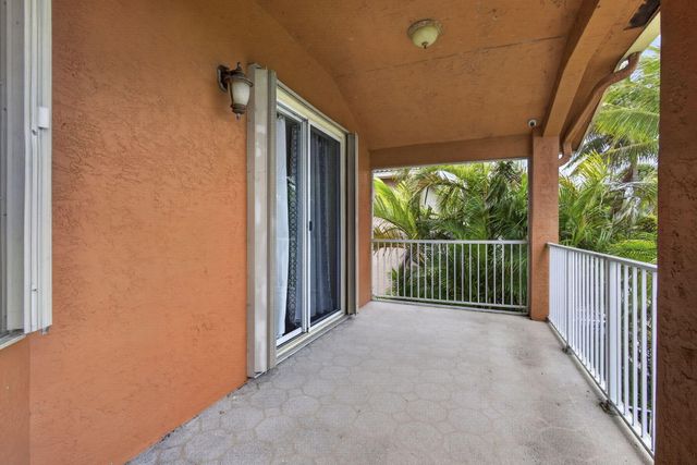 1724 Annandale Circle, Royal Palm Beach, FL 33411