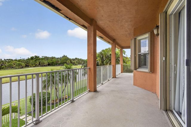 1724 Annandale Circle, Royal Palm Beach, FL 33411