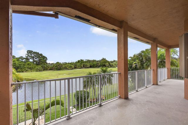 1724 Annandale Circle, Royal Palm Beach, FL 33411