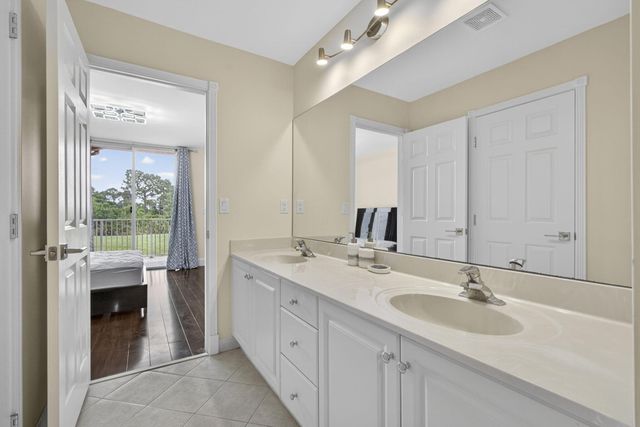 1724 Annandale Circle, Royal Palm Beach, FL 33411