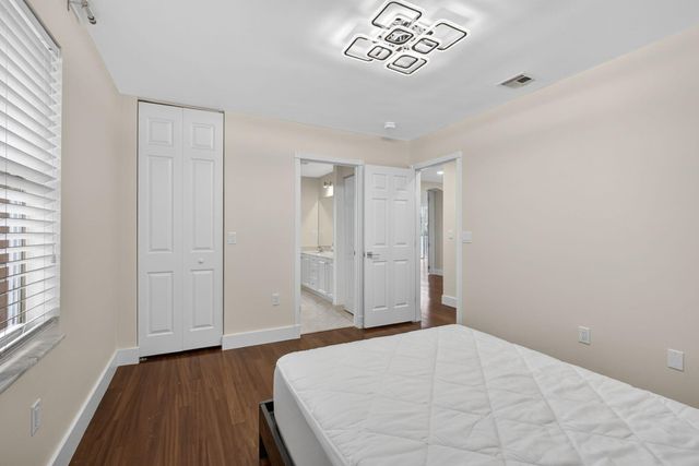 1724 Annandale Circle, Royal Palm Beach, FL 33411