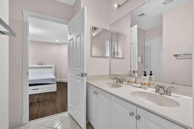 1724 Annandale Circle, Royal Palm Beach, FL 33411