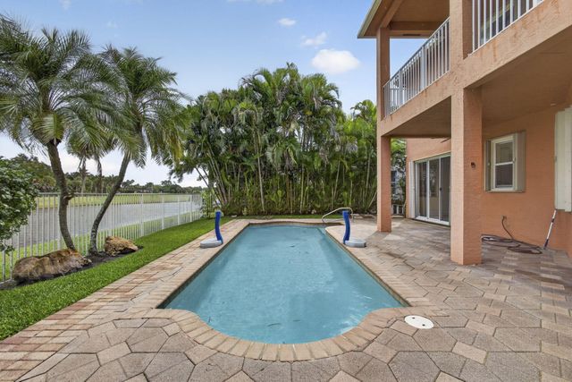 1724 Annandale Circle, Royal Palm Beach, FL 33411