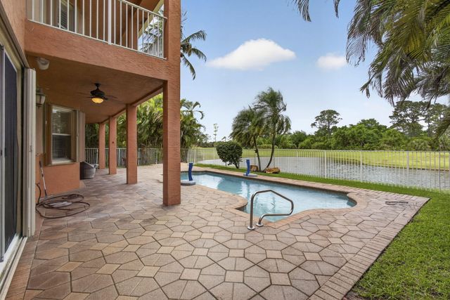 1724 Annandale Circle, Royal Palm Beach, FL 33411