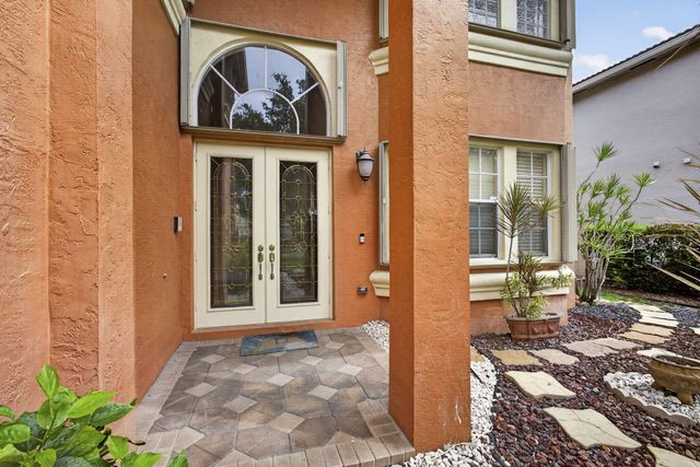 1724 Annandale Circle, Royal Palm Beach, FL 33411