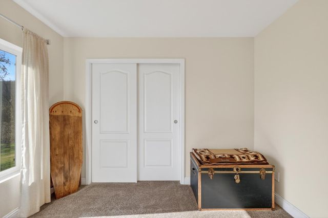 12114 Wolf Rd, Grass Valley, CA 95949