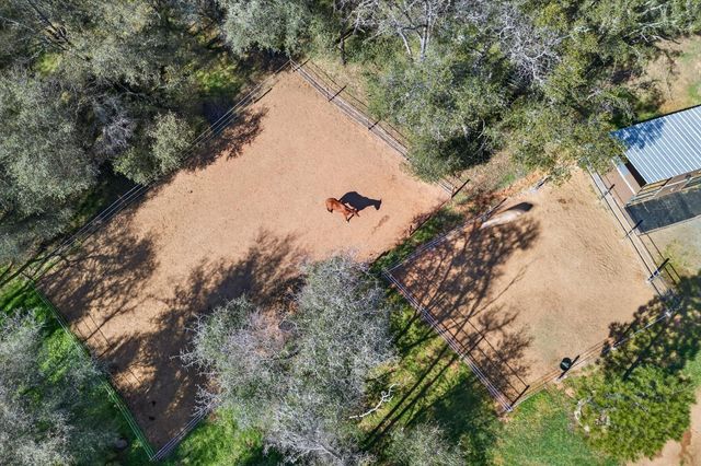 12114 Wolf Rd, Grass Valley, CA 95949