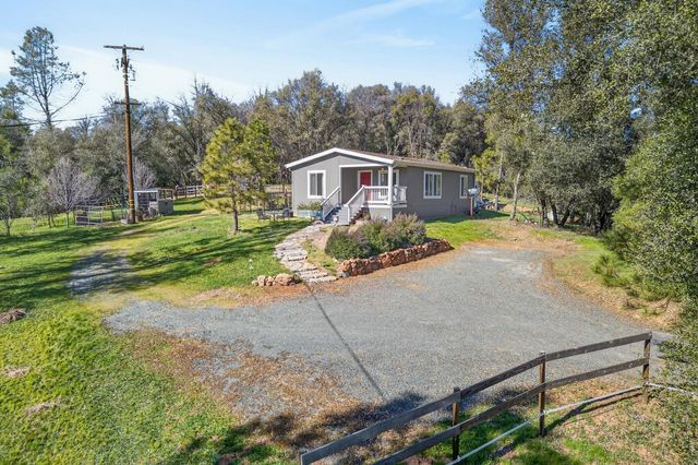 12114 Wolf Rd, Grass Valley, CA 95949