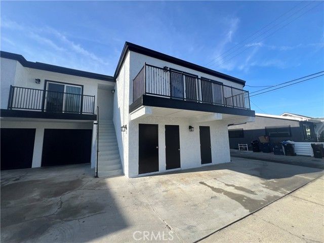 225 7th Street 3, Huntington Beach, CA 92648