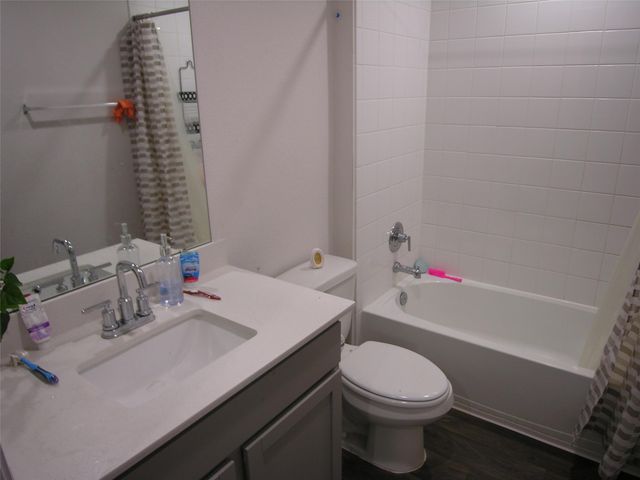 13700 Dismuke DR, Manor, TX 78653