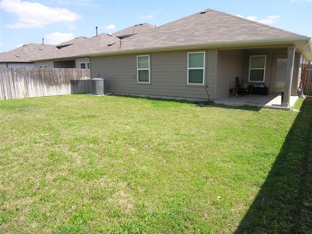 13700 Dismuke DR, Manor, TX 78653