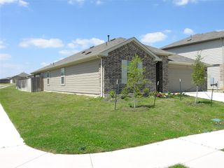 13700 Dismuke DR, Manor, TX 78653